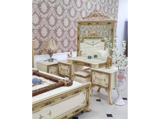 Спальня Маркиз Эдру-М